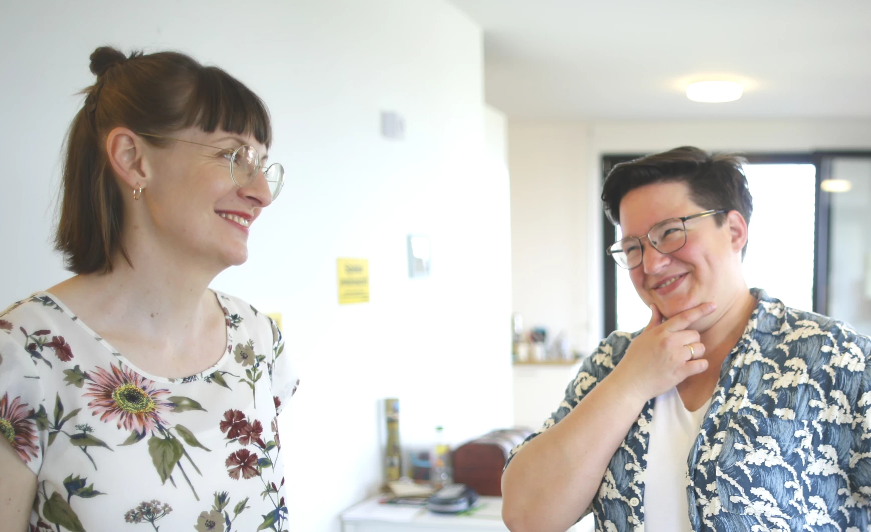 Chrisi und Nani im Gespräch